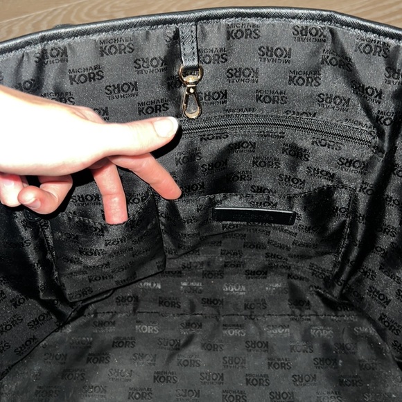 Michael Kors Saffiano Leather Tote Bag - Picture 4 of 11